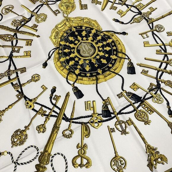 Hermes Scarf Carre 90 Black And White And Multi LES CLES Keys Silk - Picture 4 of 4